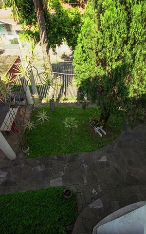 Casa à venda com 450m², 5 quartos e 4 vagasVista Cobertura