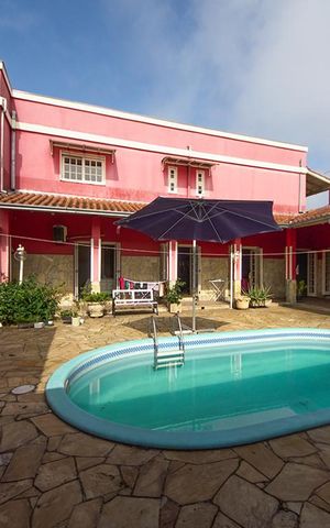 Casa à venda com 450m², 5 quartos e 4 vagasPiscina