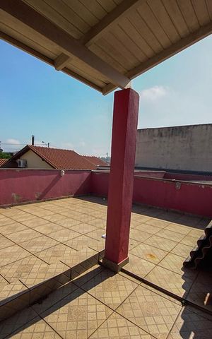 Casa à venda com 450m², 5 quartos e 4 vagasCobertura