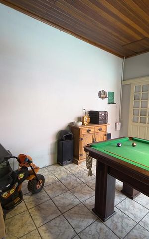 Casa à venda com 450m², 5 quartos e 4 vagasSala de Jogos
