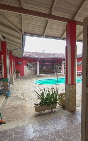 Casa à venda com 450m², 5 quartos e 4 vagasQuarto 1