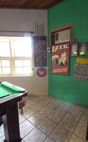 Casa à venda com 450m², 5 quartos e 4 vagasSala de Jogos