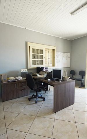 Casa à venda com 450m², 5 quartos e 4 vagasQuarto 4