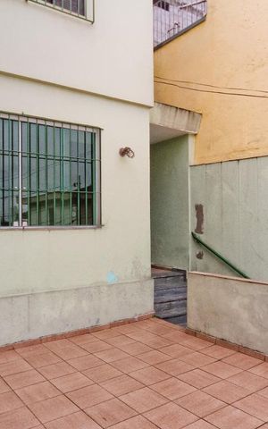 Casa à venda com 137m², 2 quartos e 1 vaga Casa à venda com 137m², 2 quartos e 1 vagaSacada