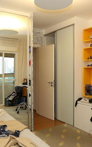 Apartamento à venda com 280m², 2 quartos e 4 vagasSuíte 1