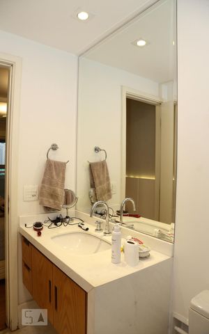 Apartamento à venda com 280m², 2 quartos e 4 vagasSuíte 1