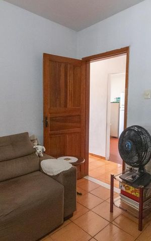 Casa à venda com 250m², 4 quartos e 2 vagas Casa à venda com 250m², 4 quartos e 2 vagasSala 2