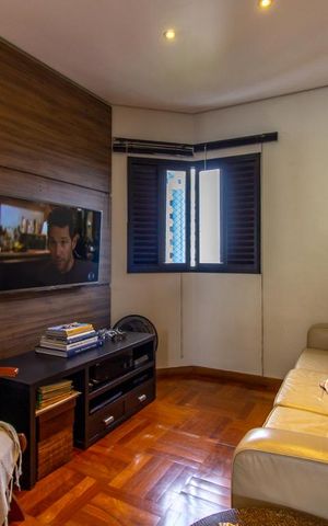 Apartamento à venda com 108m², 3 quartos e 2 vagas Apartamento à venda com 108m², 3 quartos e 2 vagasSala de TV