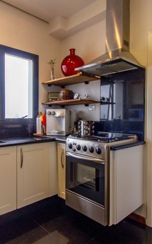 Apartamento à venda com 108m², 3 quartos e 2 vagas Apartamento à venda com 108m², 3 quartos e 2 vagasCozinha