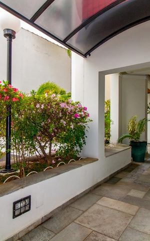 Apartamento à venda com 108m², 3 quartos e 2 vagas Apartamento à venda com 108m², 3 quartos e 2 vagasHall social