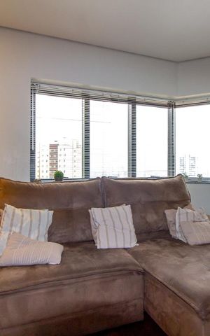 Apartamento à venda com 108m², 3 quartos e 2 vagas Apartamento à venda com 108m², 3 quartos e 2 vagasSala