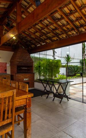 Apartamento à venda com 108m², 3 quartos e 2 vagas Apartamento à venda com 108m², 3 quartos e 2 vagasÁrea comum - Churrasqueira
