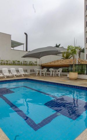Apartamento à venda com 108m², 3 quartos e 2 vagas Apartamento à venda com 108m², 3 quartos e 2 vagasÁrea comum - Piscina