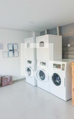 Apartamento para alugar com 39m², 2 quartos e 1 vaga Apartamento para alugar com 39m², 2 quartos e 1 vagaLavanderia prédio