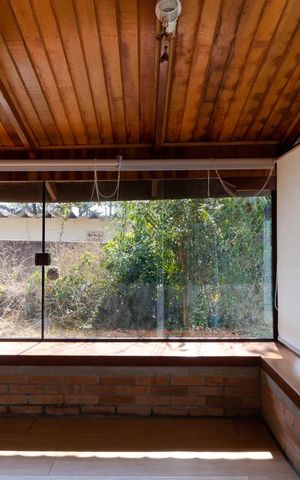 Casa à venda com 140m², 2 quartos e 20 vagas Casa à venda com 140m², 2 quartos e 20 vagasSala 02