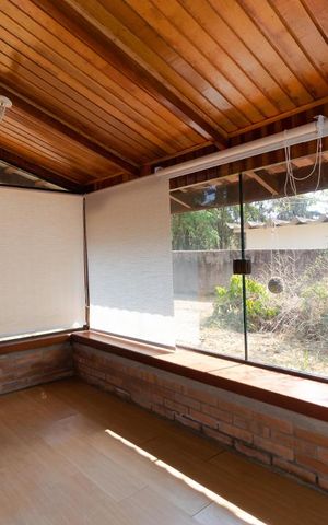 Casa à venda com 140m², 2 quartos e 20 vagas Casa à venda com 140m², 2 quartos e 20 vagasSala 02