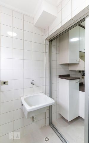 Apartamento para alugar com 66m², 3 quartos e 1 vagaÁrea de Serviço