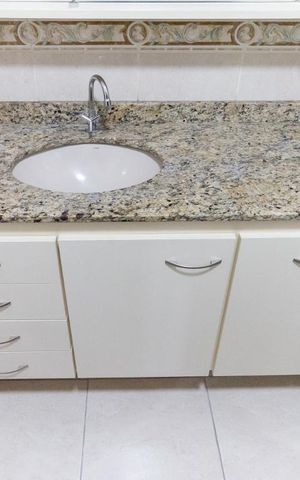 Apartamento para alugar com 66m², 3 quartos e 1 vagaBanheiro