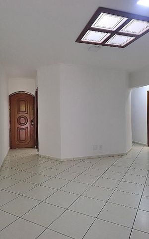 Apartamento à venda com 91m², 3 quartos e 1 vagaSala
