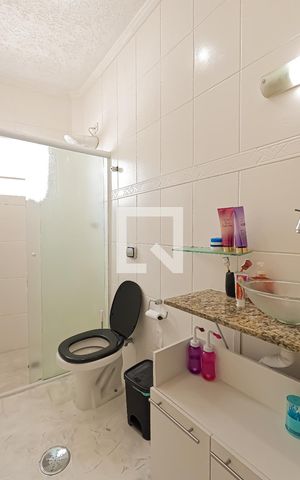 Casa à venda com 165m², 2 quartos e 3 vagasBanheiro