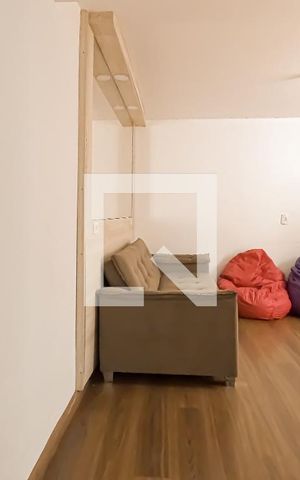 Casa à venda com 165m², 2 quartos e 3 vagasQuarto de Serviço