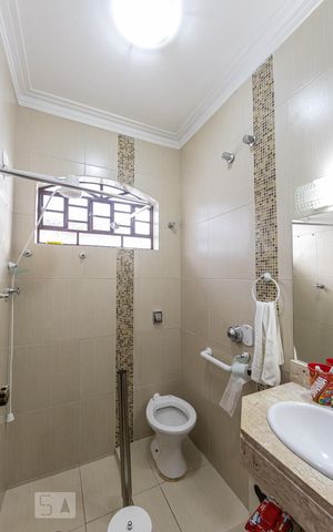 Casa à venda com 220m², 5 quartos e 2 vagasBanheiro Suite