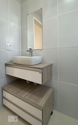 Apartamento para alugar com 62m², 2 quartos e 1 vaga Apartamento para alugar com 62m², 2 quartos e 1 vagaBanheiro