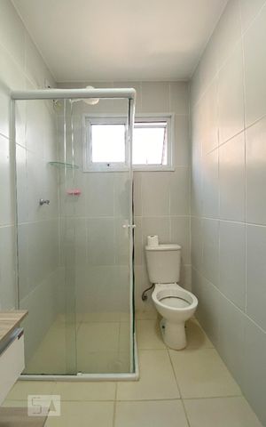 Apartamento para alugar com 62m², 2 quartos e 1 vaga Apartamento para alugar com 62m², 2 quartos e 1 vagaBanheiro