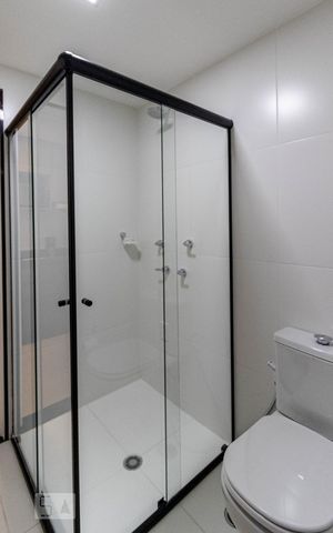 Studio para alugar com 26m², 1 quarto e sem vaga Studio para alugar com 26m², 1 quarto e sem vagaBanheiro