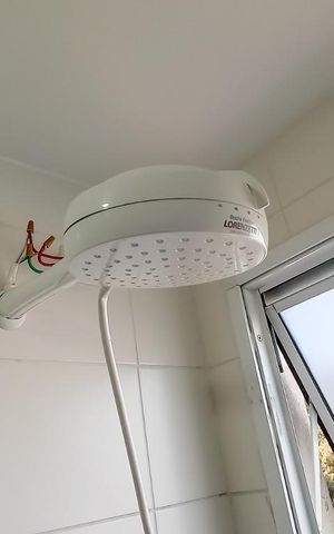 Apartamento à venda com 51m², 2 quartos e 1 vaga Apartamento à venda com 51m², 2 quartos e 1 vagaDetalhe banheiro - Chuveiro