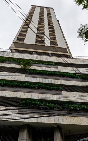 Apartamento à venda com 85m², 2 quartos e 1 vaga Apartamento à venda com 85m², 2 quartos e 1 vagaFachada