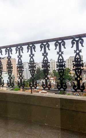 Apartamento à venda com 85m², 2 quartos e 1 vaga Apartamento à venda com 85m², 2 quartos e 1 vagaVaranda Sala