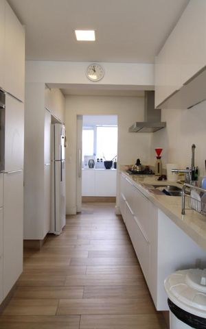 Apartamento à venda com 172m², 3 quartos e 4 vagasCozinha