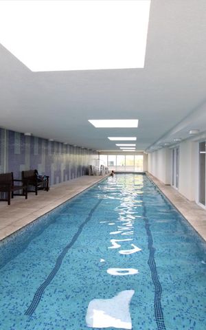 Apartamento à venda com 172m², 3 quartos e 4 vagasÁrea comum - Piscina