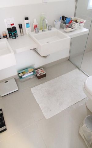 Apartamento à venda com 172m², 3 quartos e 4 vagasBanheiro da suíte 1