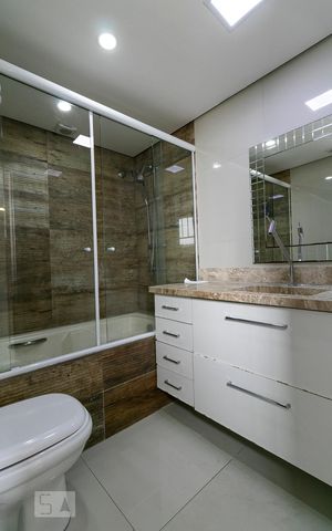 Apartamento à venda com 105m², 3 quartos e 1 vagaBanheiro da Suíte