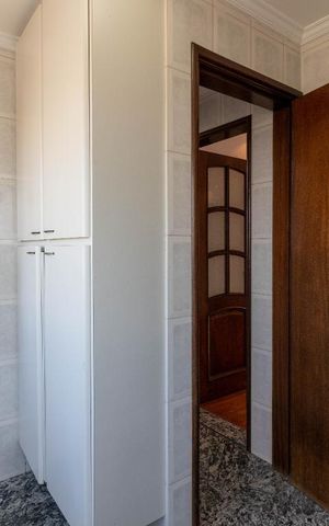 Apartamento para alugar com 175m², 4 quartos e 3 vagasÁrea de Serviço
