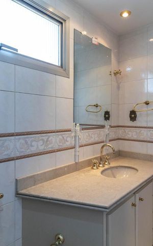 Apartamento para alugar com 175m², 4 quartos e 3 vagasBanheiro da Suíte