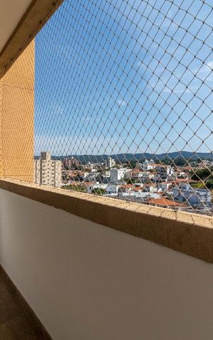 Apartamento para alugar com 175m², 4 quartos e 3 vagasVaranda