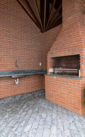 Apartamento para alugar com 175m², 4 quartos e 3 vagasÁrea comum - Churrasqueira