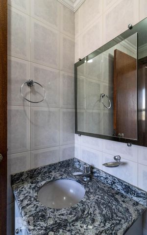 Apartamento para alugar com 175m², 4 quartos e 3 vagasBanheiro de Serviço
