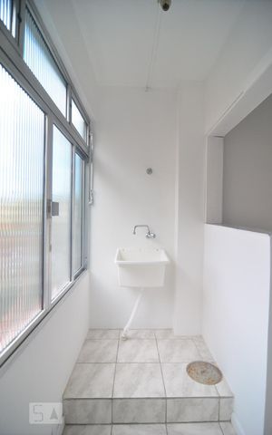 Apartamento para alugar com 32m², 1 quarto e sem vagaÁrea de serviço