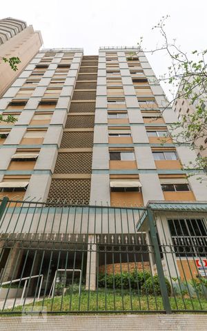 Apartamento à venda com 117m², 3 quartos e 1 vagaFachada