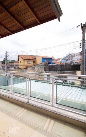 Casa à venda com 130m², 3 quartos e 2 vagas Casa à venda com 130m², 3 quartos e 2 vagasSacada da Suíte