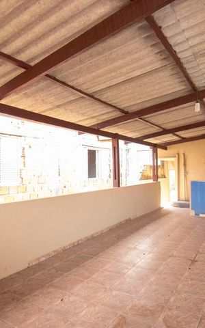 Casa para alugar com 90m², 2 quartos e 1 vagaÁrea de Serviço