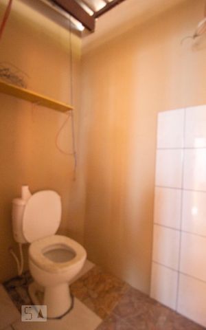 Casa para alugar com 90m², 2 quartos e 1 vagaBanheiro de Serviço