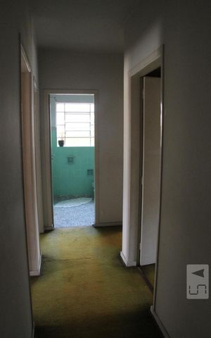 Casa para alugar com 120m², 4 quartos e 2 vagasCorredor