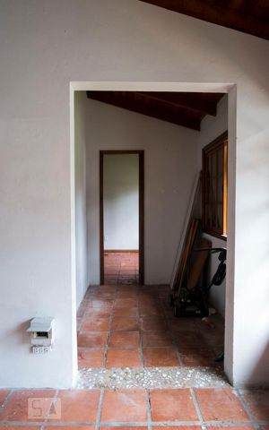 Casa à venda com 220m², 3 quartos e 3 vagasEdícula