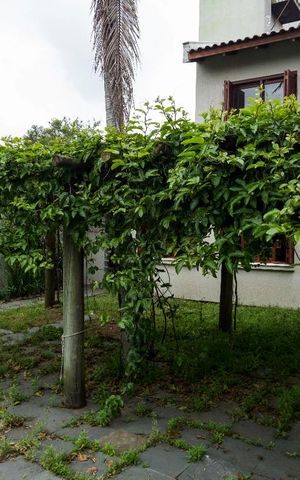 Casa à venda com 220m², 3 quartos e 3 vagasGaragem