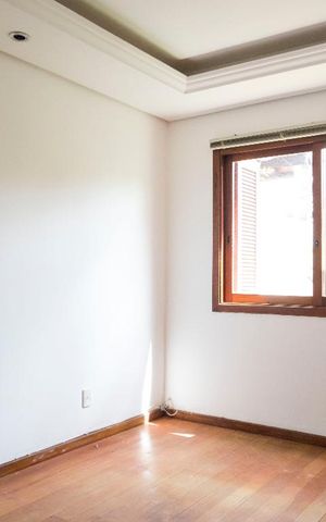 Casa à venda com 220m², 3 quartos e 3 vagasSala de TV